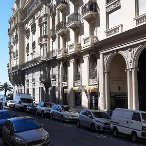 Large Beautiful Near The Negresco Nicea